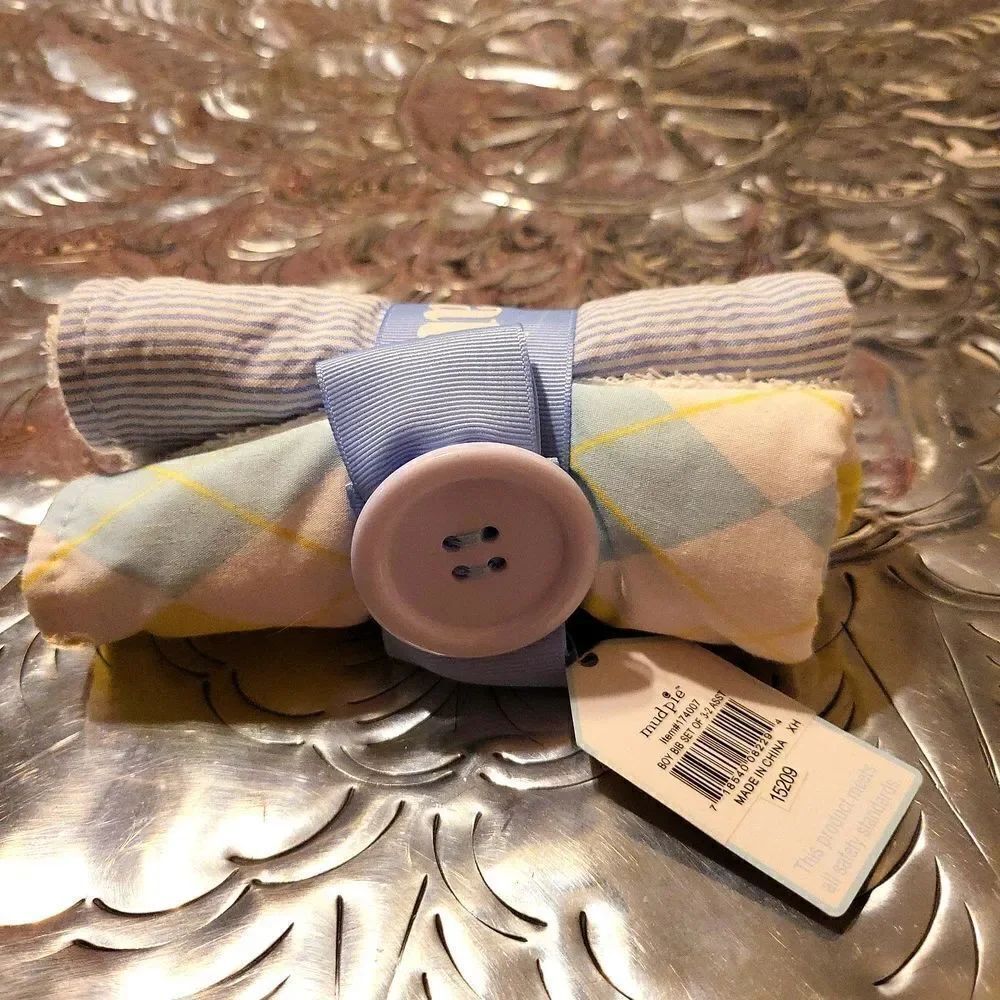Mudpie NWT SET OF 3 DOUBLE SIDED TERRY BACKED BIBS